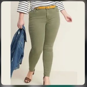 NWOT! Old navy 26 high rise rockstar skinny jeans
